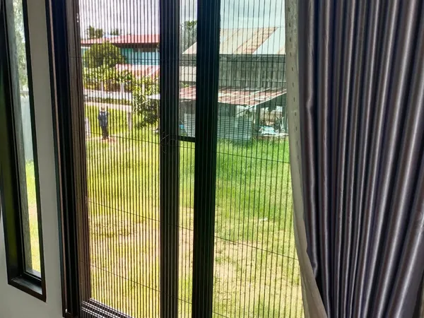 ผลงานการติดตั้งมุ้งจีบ สลิลพรดีไซน์ - 1